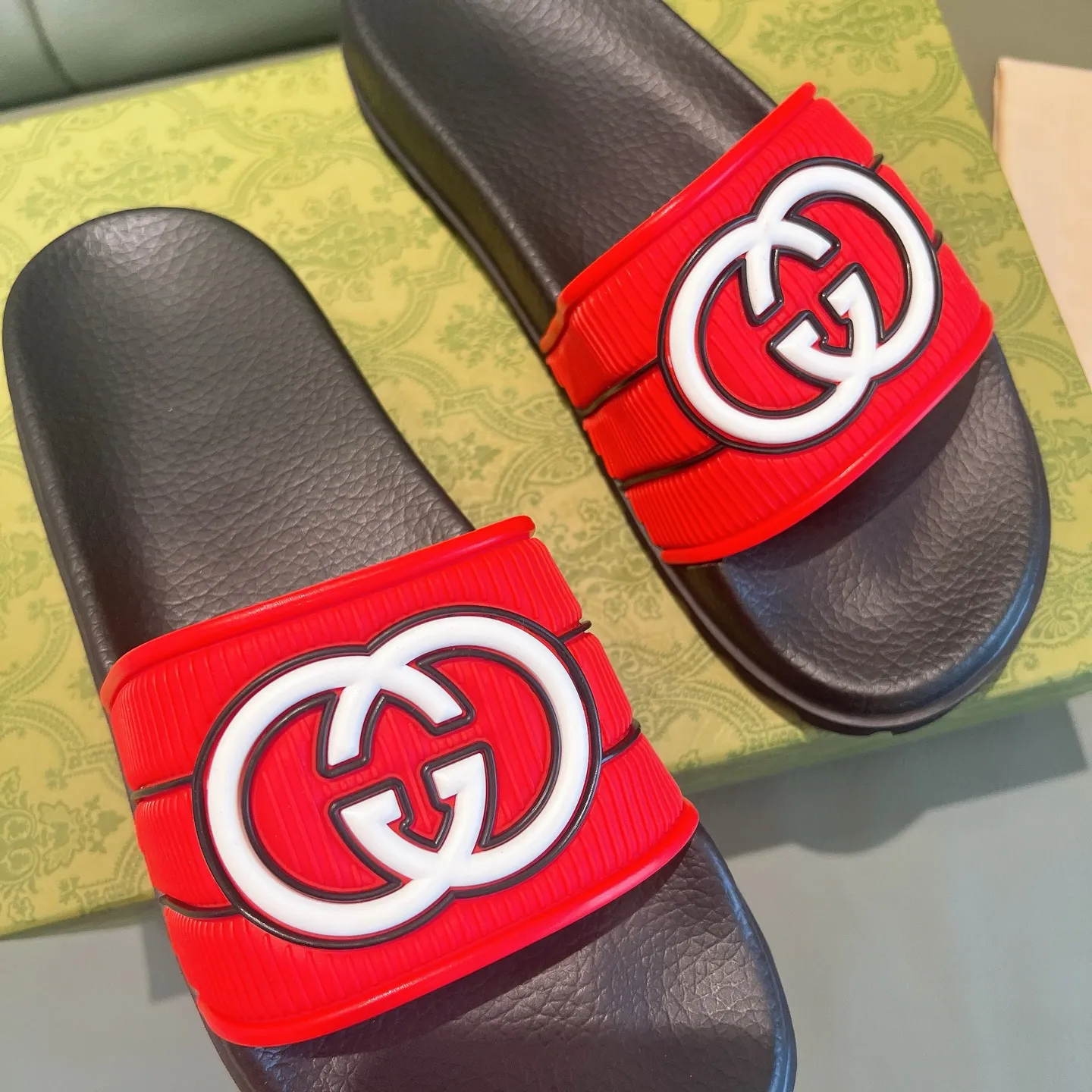 Men's Men's Shoes 130🐮🐮Gucci Gucci Slippers Gucci 2024 latest beach sandals slippers Original molding double G LOGO Original molding consistent Outsole: Men's Men's Shoes u double-layer outsole Size: 35-46
